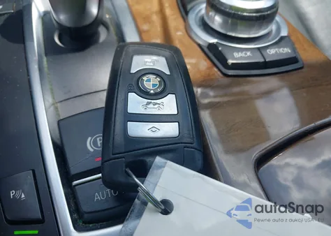 2011 BMW 528I из США, поврежденный, VIN WBAFR1C54BC741506